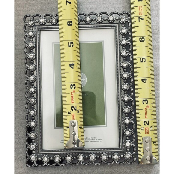 Kohl’s Pewter Picture Frame 4"x6" Clear Rhinestones Happy Holiday Free Standing - Picture 7 of 9